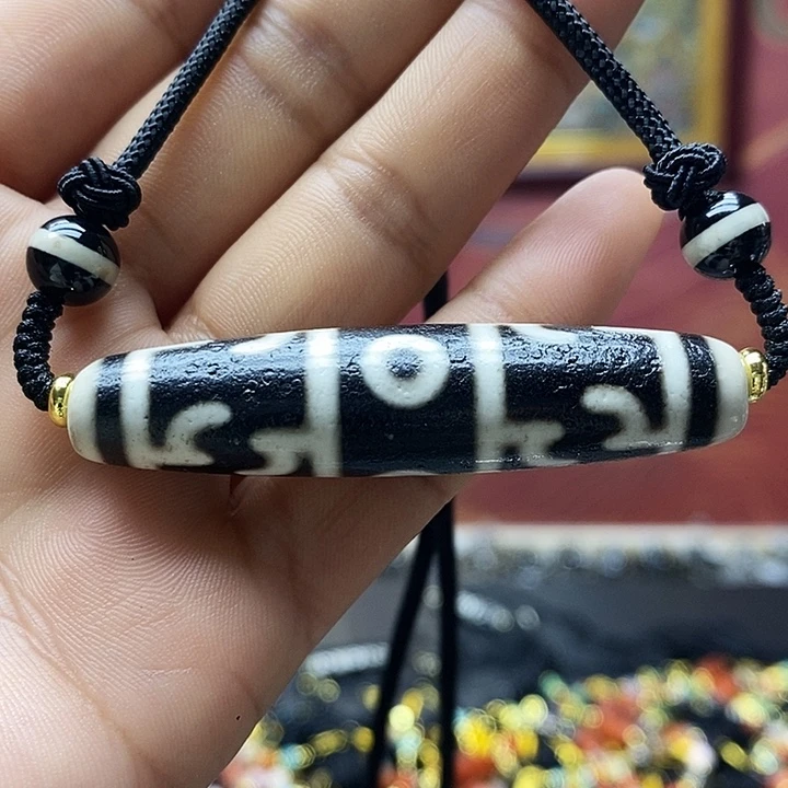 玛瑙/玉髓合金颈饰