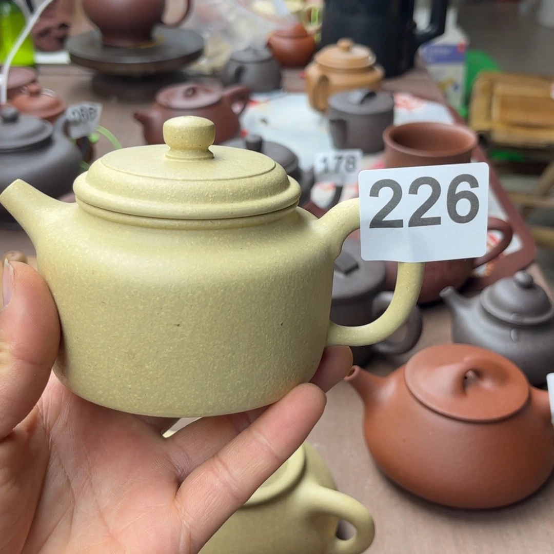 紫砂茶壶本绿德中250左右