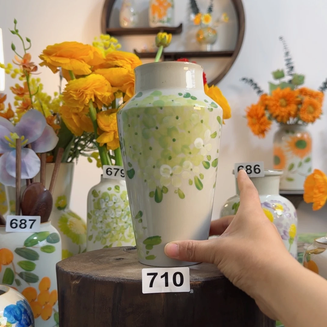 摆件景德镇陶瓷手绘小花瓶摆件无孔