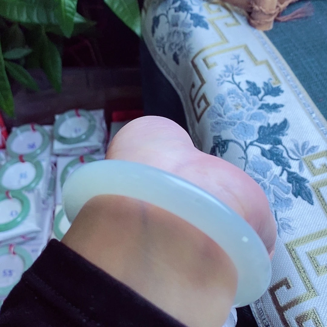 翡翠未镶嵌手镯（圆镯）0145-55圈口 晴水 冰润细腻