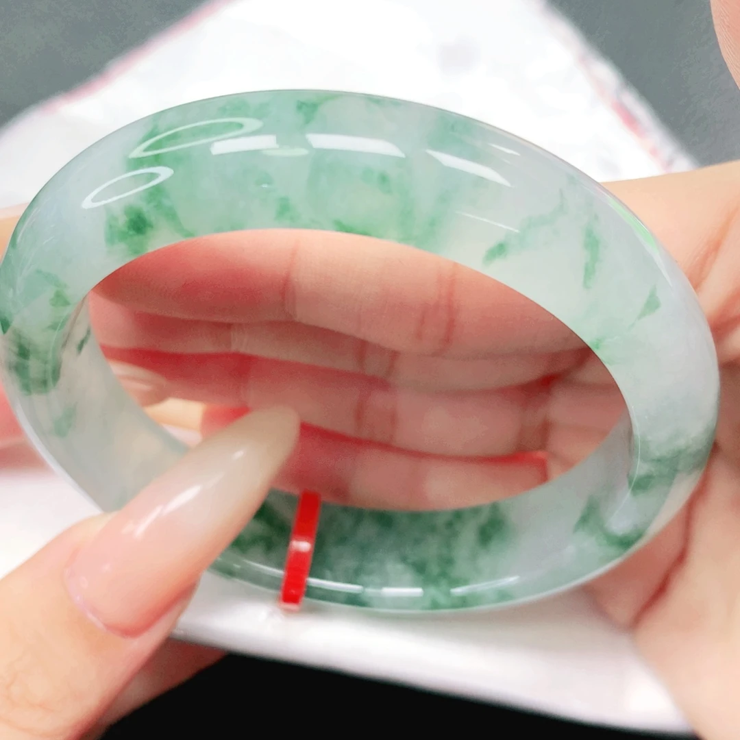 翡翠未镶嵌手镯57