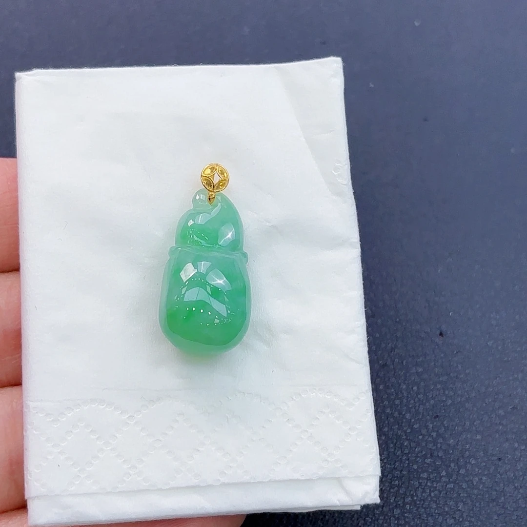 翡翠18K金镶嵌颈饰精品•吊坠