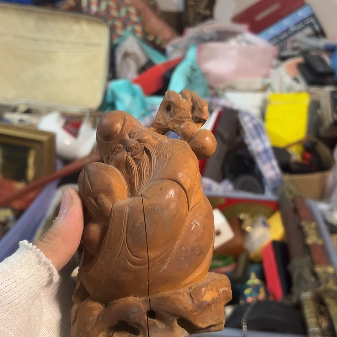 苏***，手工艺品琉璃日用百货手工艺品