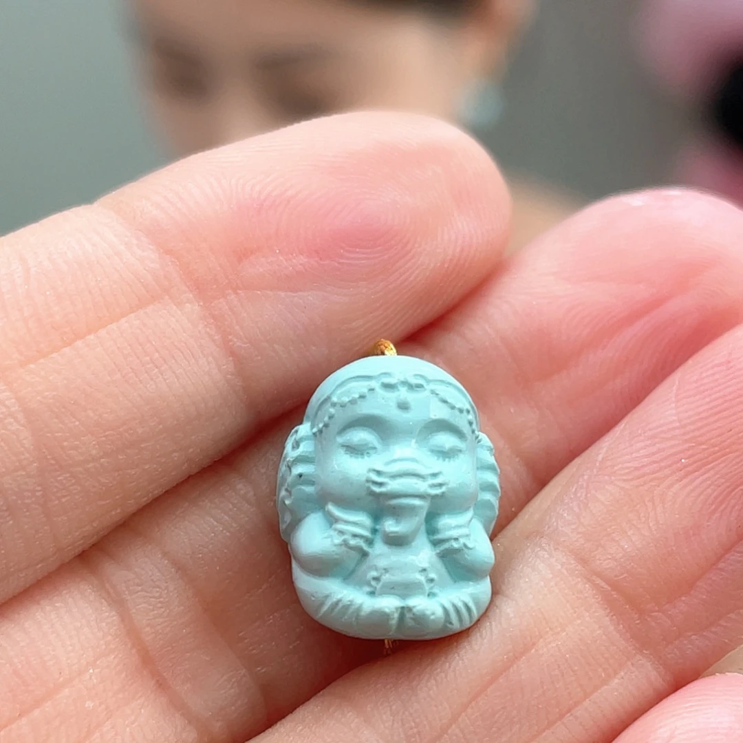 绿松石未镶嵌颈饰