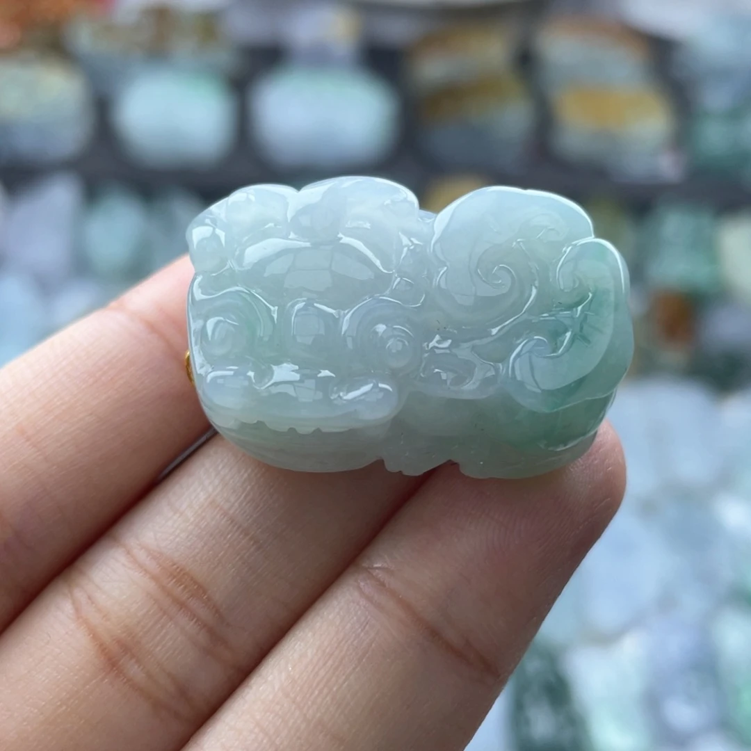 颈饰未镶嵌翡翠貔貅