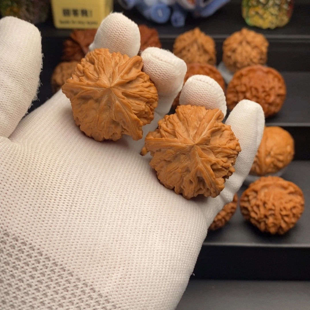 文玩核桃把件40御龙三棱