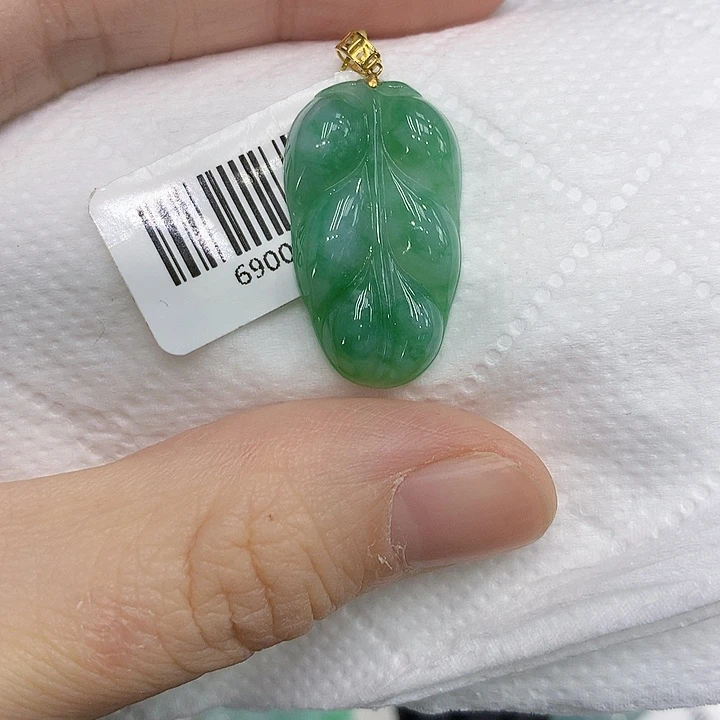 颈饰18K金镶嵌翡翠123456789999