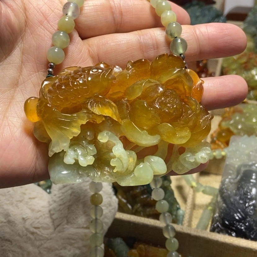 【闪购商品】蛇纹石玉未镶嵌颈饰