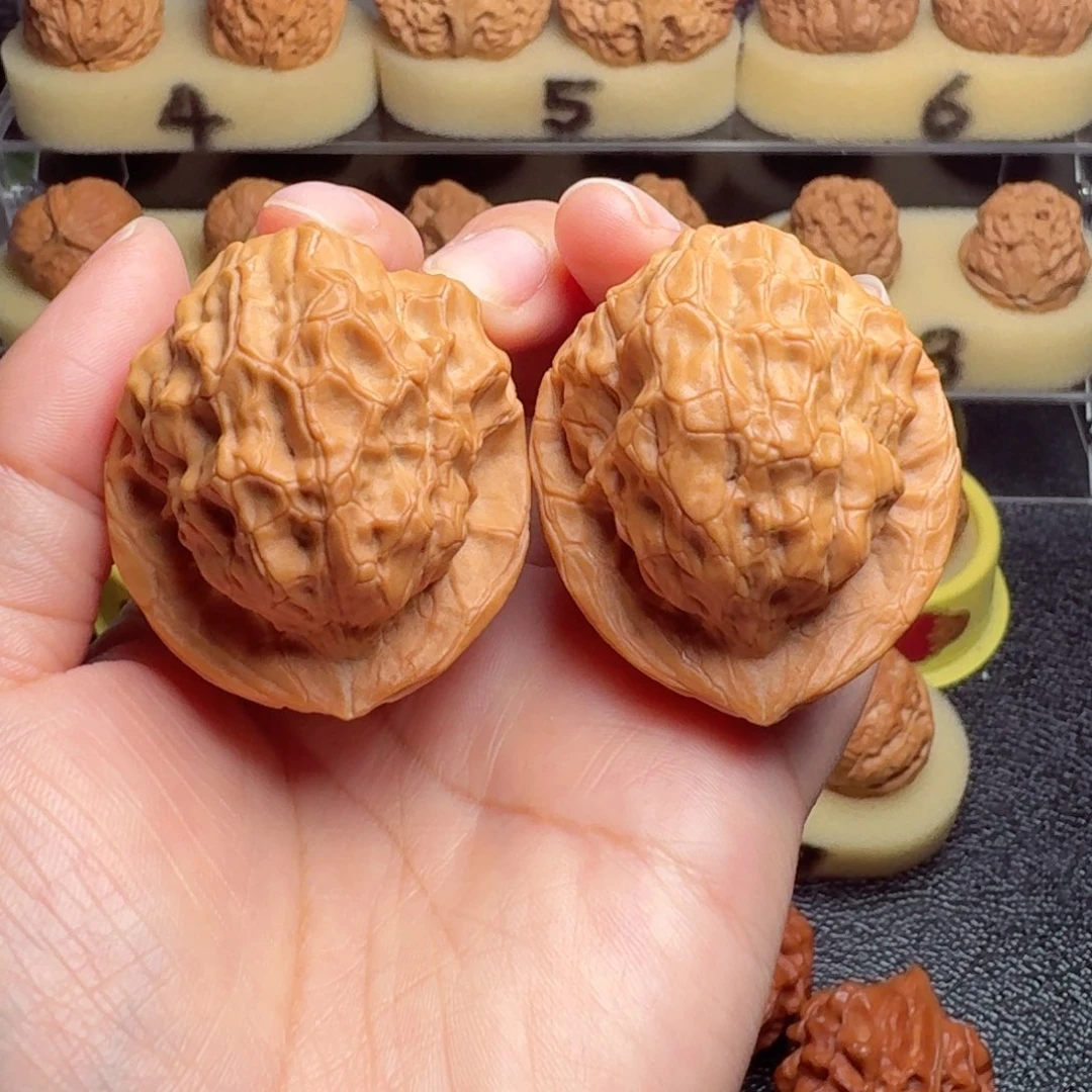 文玩核桃把件松**上金甲菏叶金蟾