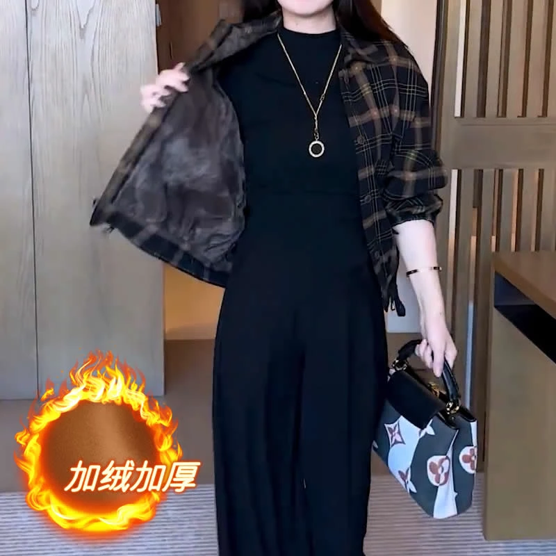 （有运费险）时尚洋气格纹短款外套女秋冬新款加绒加厚百搭显瘦上衣