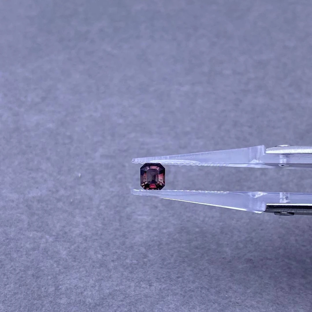 棕粉 N 蓝宝石-0.89ct（09924121）0120