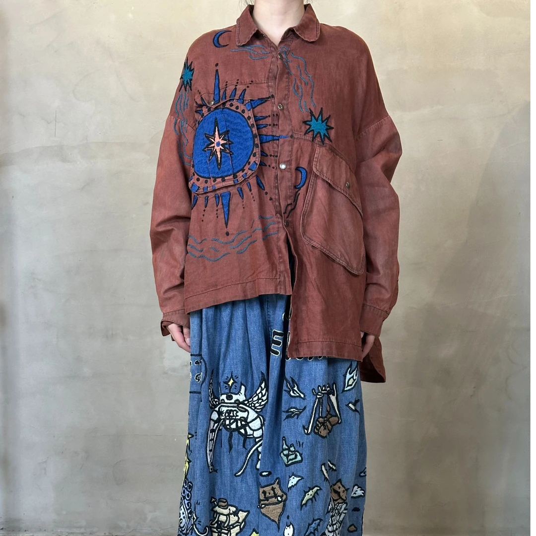 春季宽松型落肩袖成人蝴蝶衬衫衬衣休闲宽松绣花破洞印花秋季