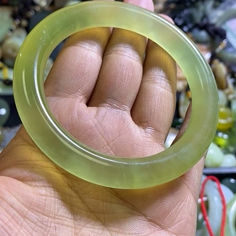 岫玉未镶嵌手镯57-58口径