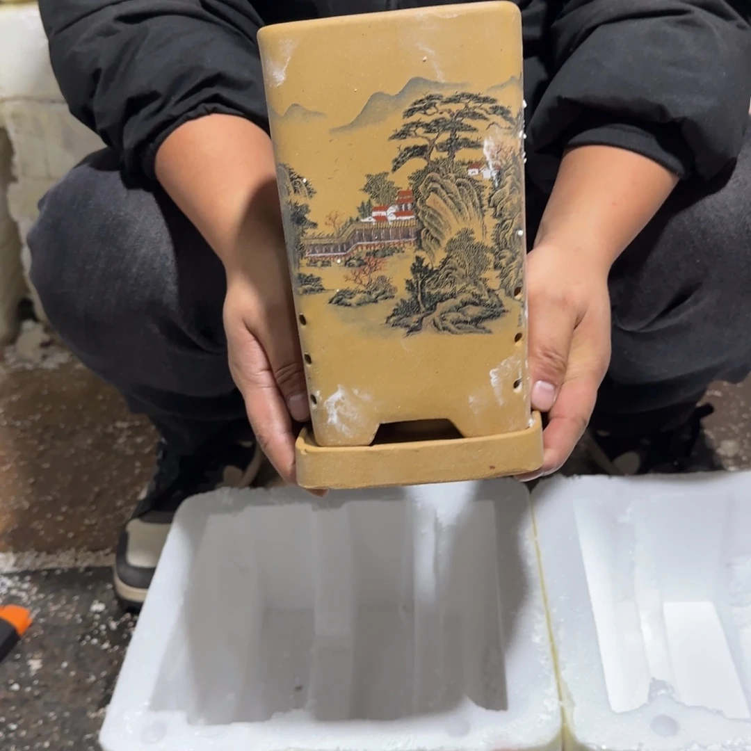 紫砂花盆瑕疵和瑕疵