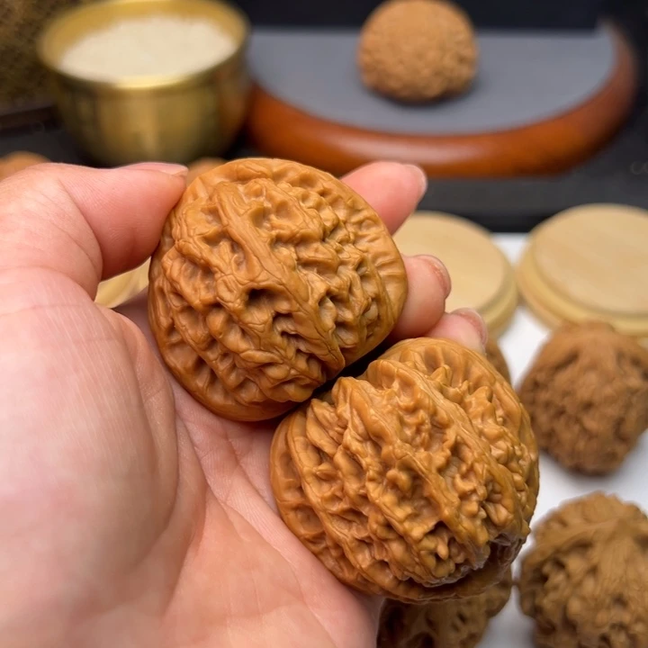 文玩核桃把件?****?静43红锦鲤