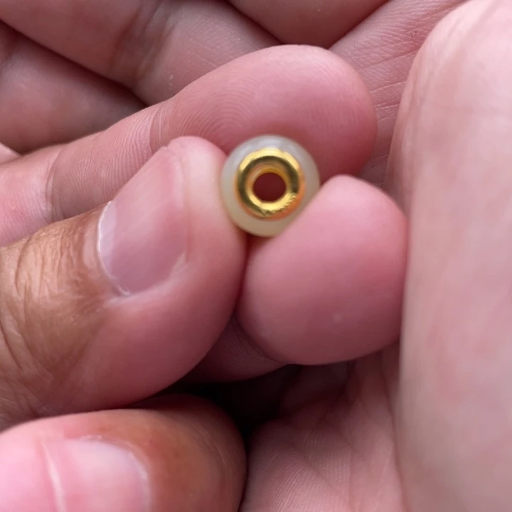 和田玉（糖玉）戒指足金镶嵌