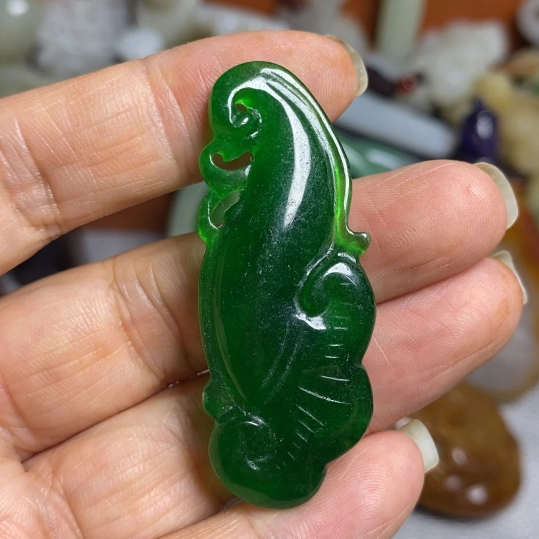 颈饰未镶嵌和田玉（糖玉）