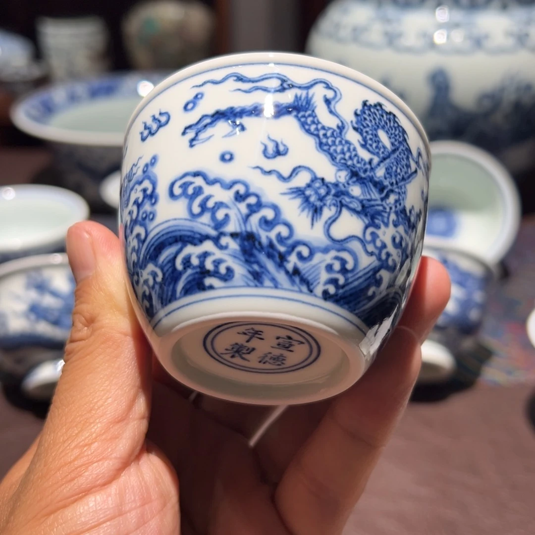 杯精品青花海水鱼化龙缸杯口径约7.5厘米