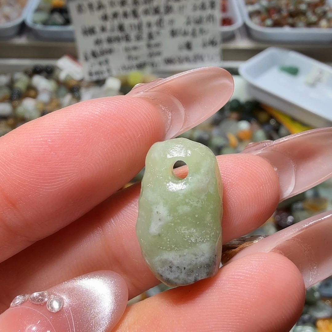 和田玉未镶嵌珠宝奇石