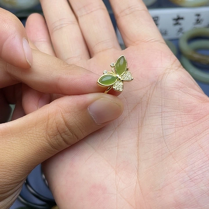 合金戒指和田玉（碧玉）