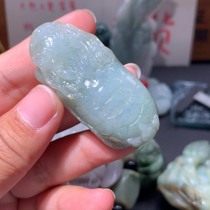 翡翠未镶嵌颈饰保真天然A货翡翠