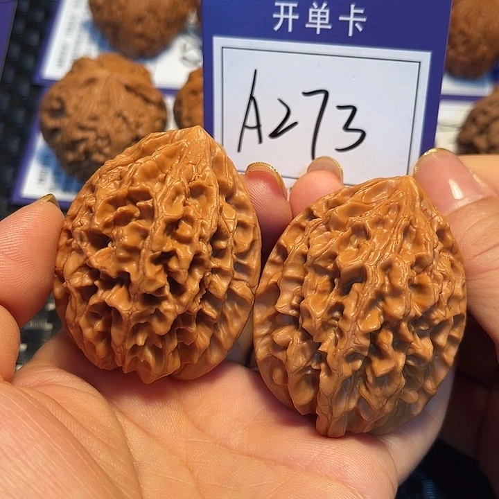 桃核把件42招财鼠A273