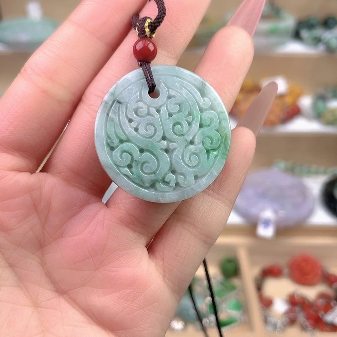 翡翠未镶嵌手链吊坠