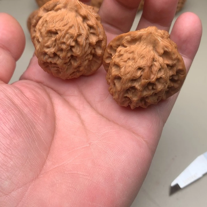 文玩核桃吊坠龙脉43
