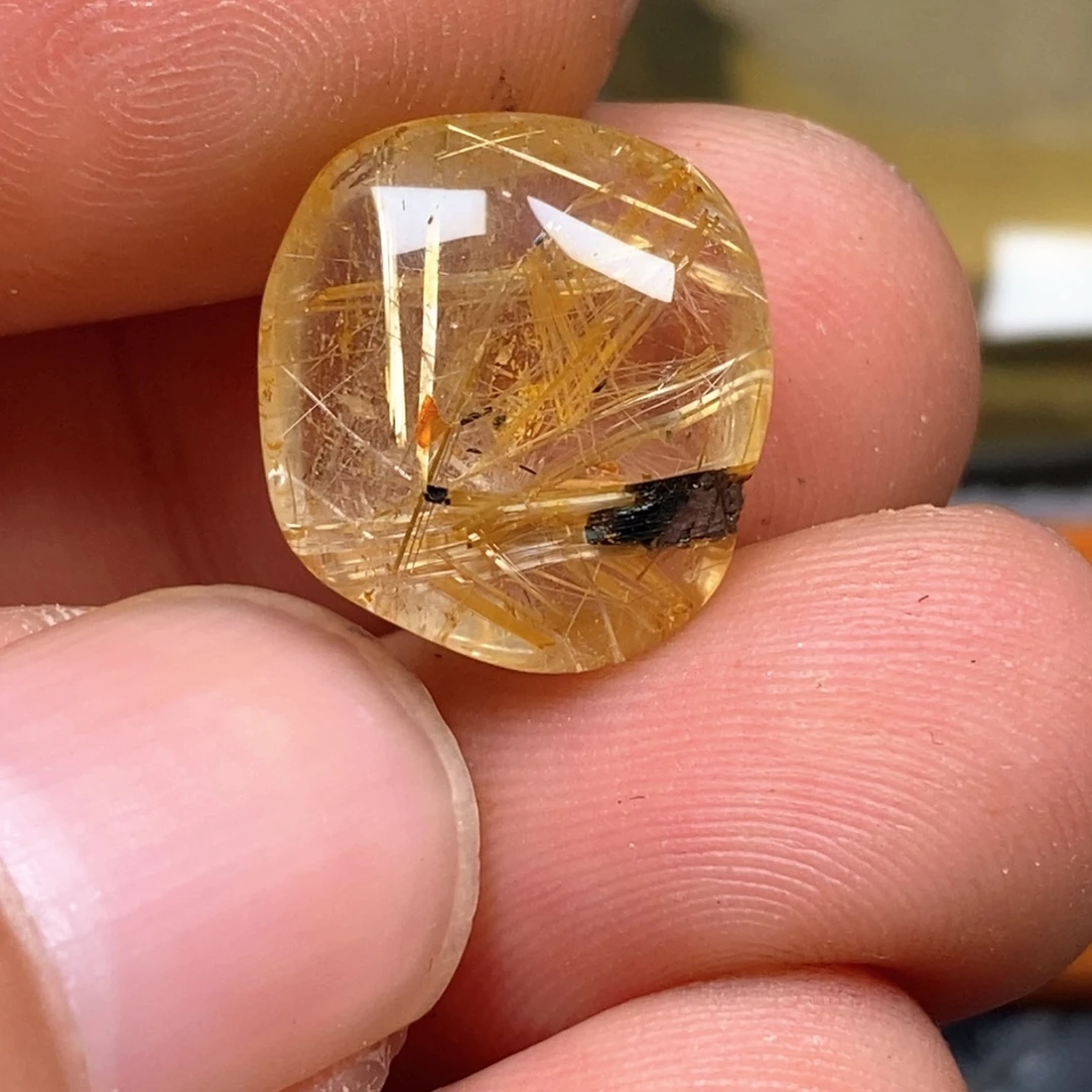 A***界颈饰未镶嵌水晶水晶