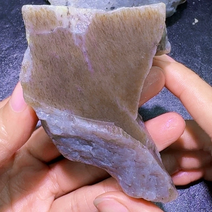 未镶嵌和田玉（糖玉）珠宝半成品