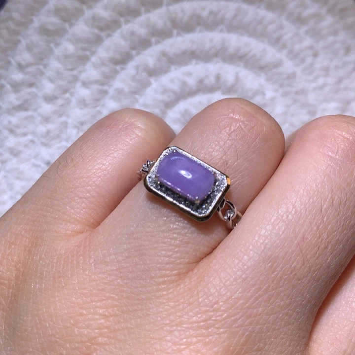 翡翠戒指18K金镶嵌红紫戒指