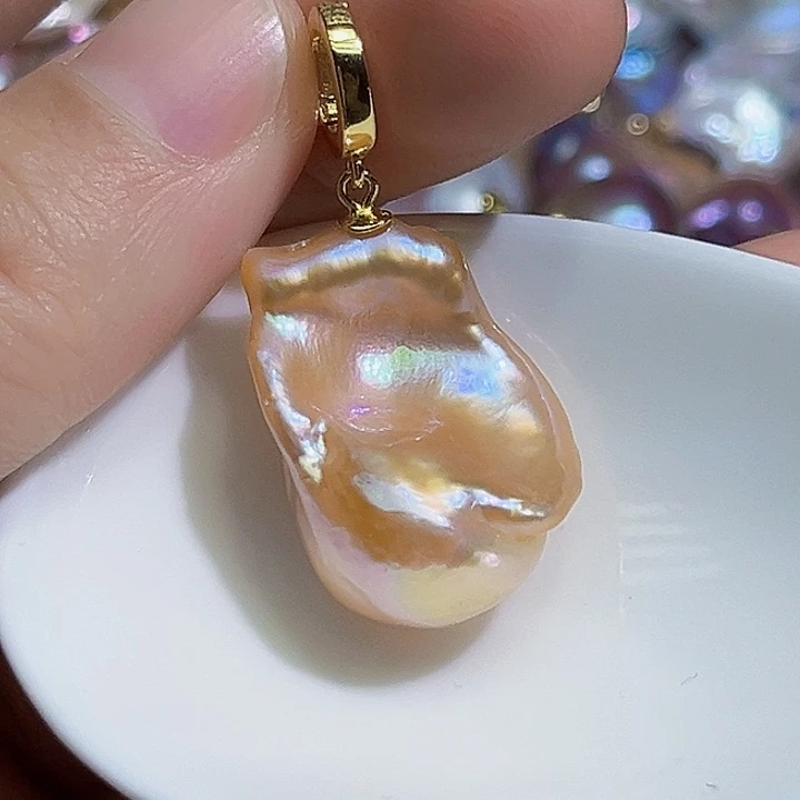 颈饰未镶嵌淡水珍珠