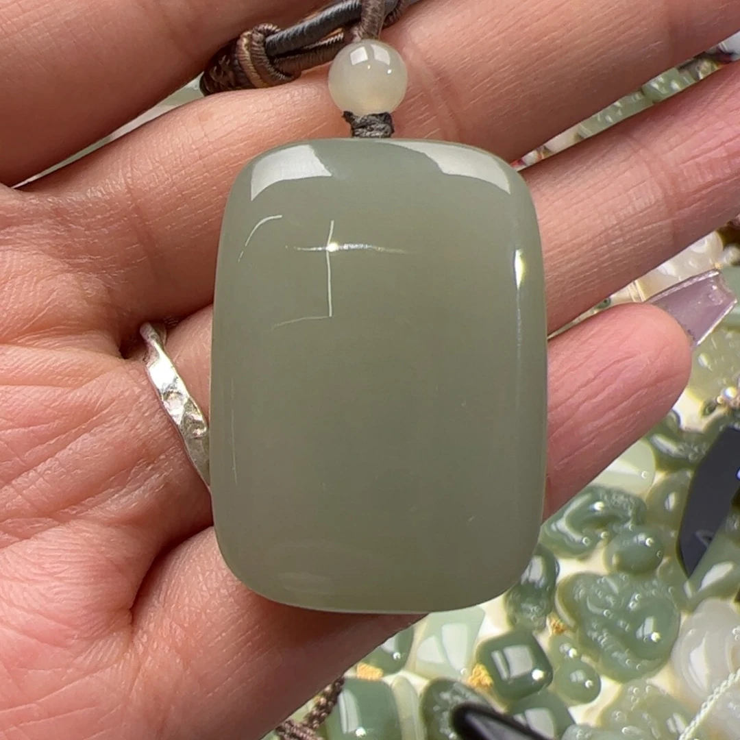 和田玉颈饰未镶嵌?*