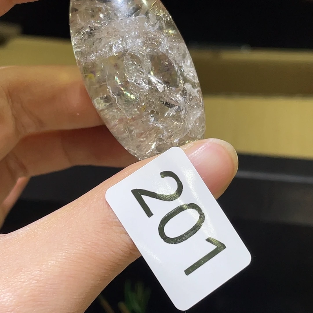 珠宝半成品未镶嵌水晶微矿坑