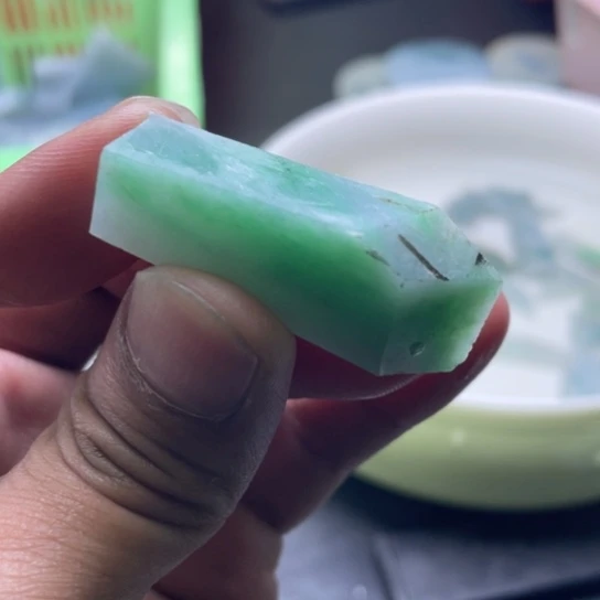 定制翡翠未镶嵌翡翠