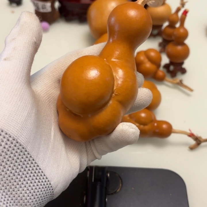 u***0天然手捻老皮葫芦