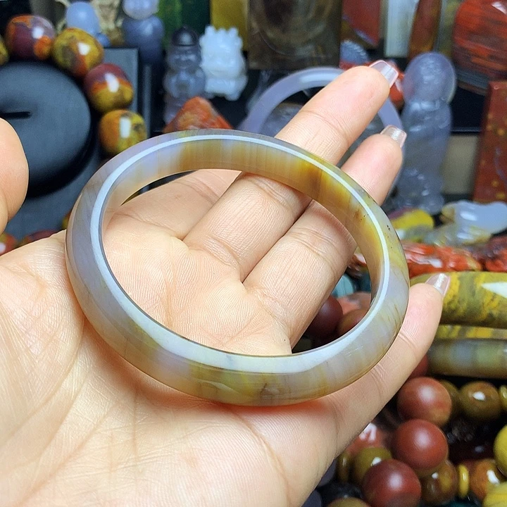 硅化玉未镶嵌手镯