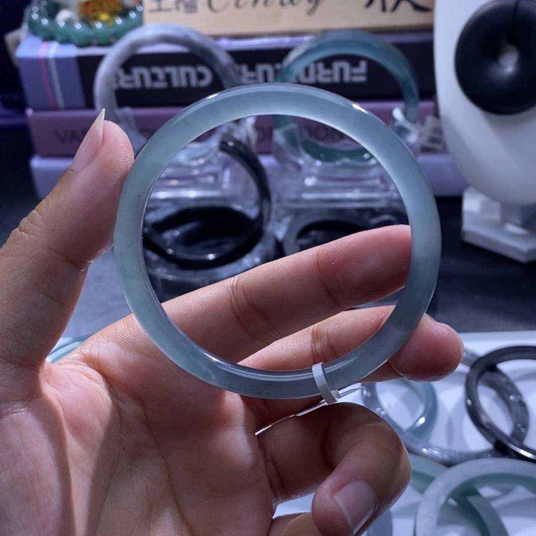 定制翡翠未镶嵌成品买断白冰蓝圆53.2