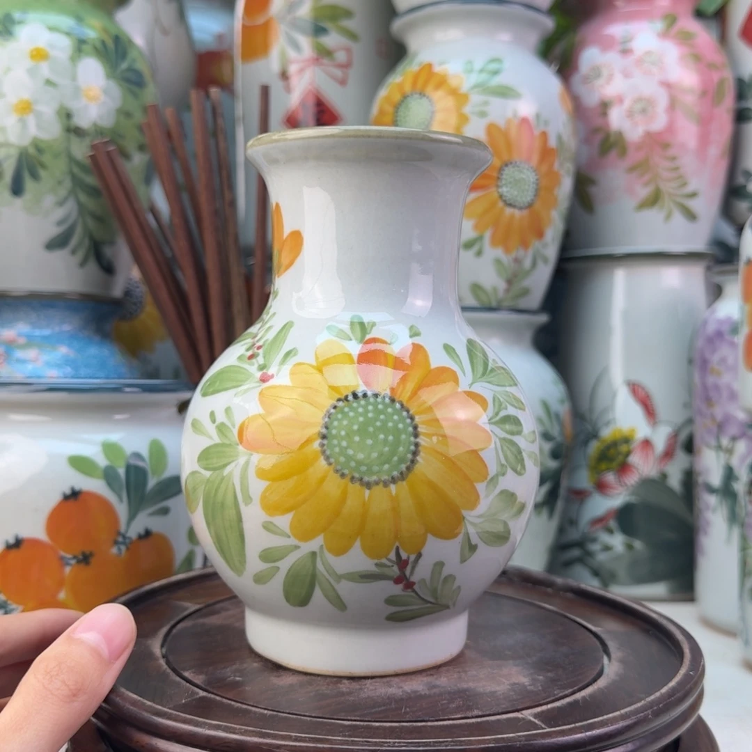 景德镇纯手绘陶瓷花瓶