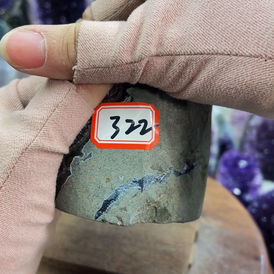 水晶随形摆件未镶嵌