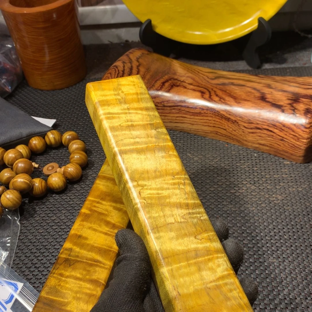 金丝楠善*堂金丝楠木料