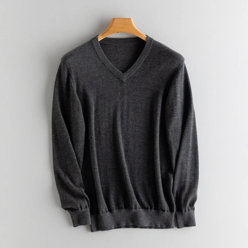 【秋冬上新】420克68支精纺纯山羊绒衫男V领长袖休闲舒适百搭套头衫