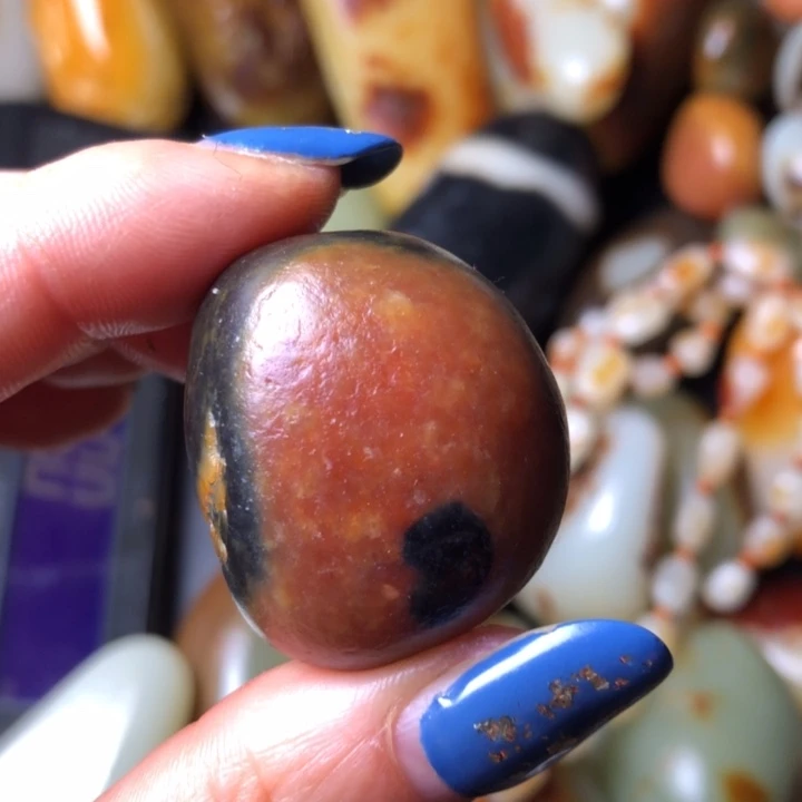 和田玉未镶嵌珠宝奇石