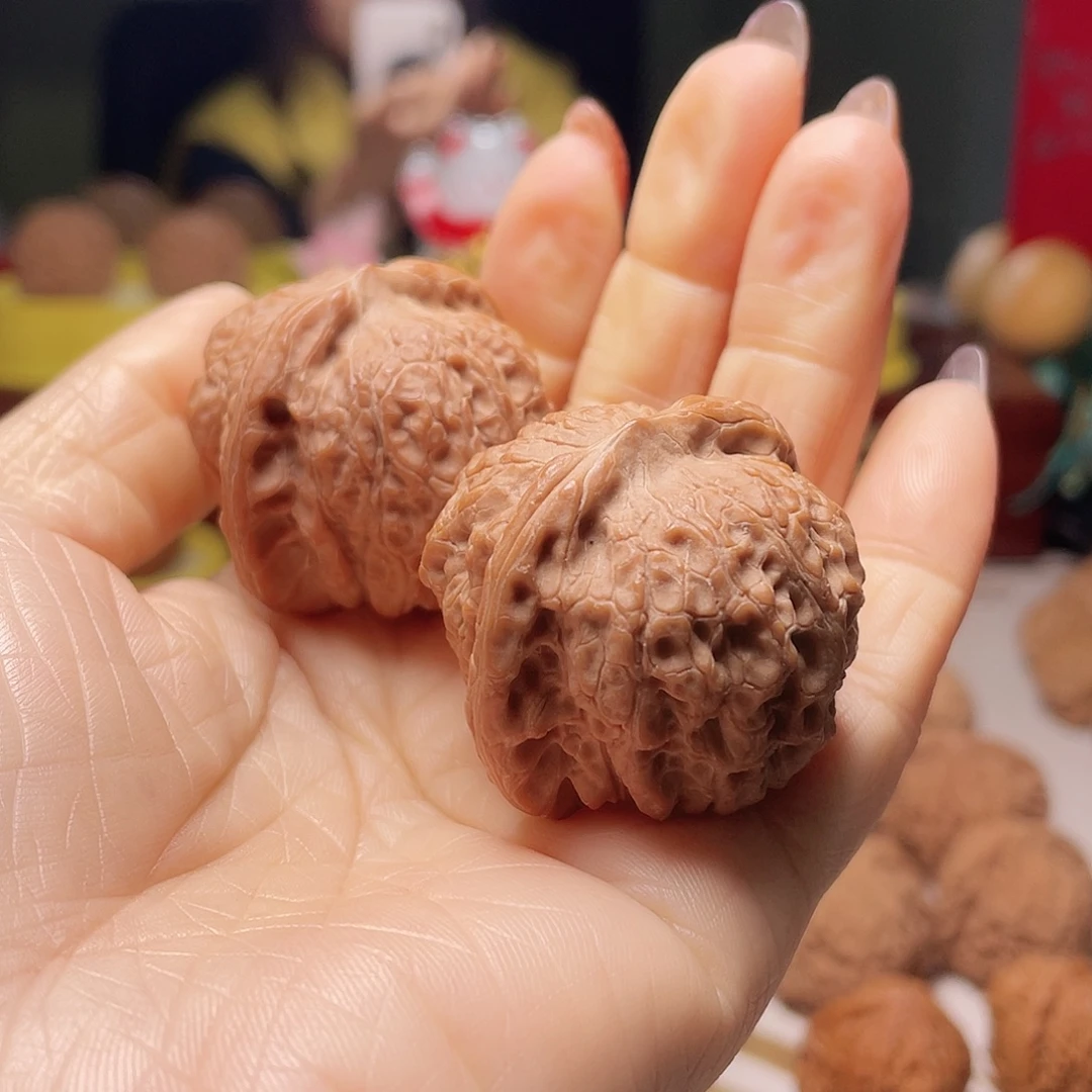 ꧁***꧂文玩核桃吊坠血麒麟