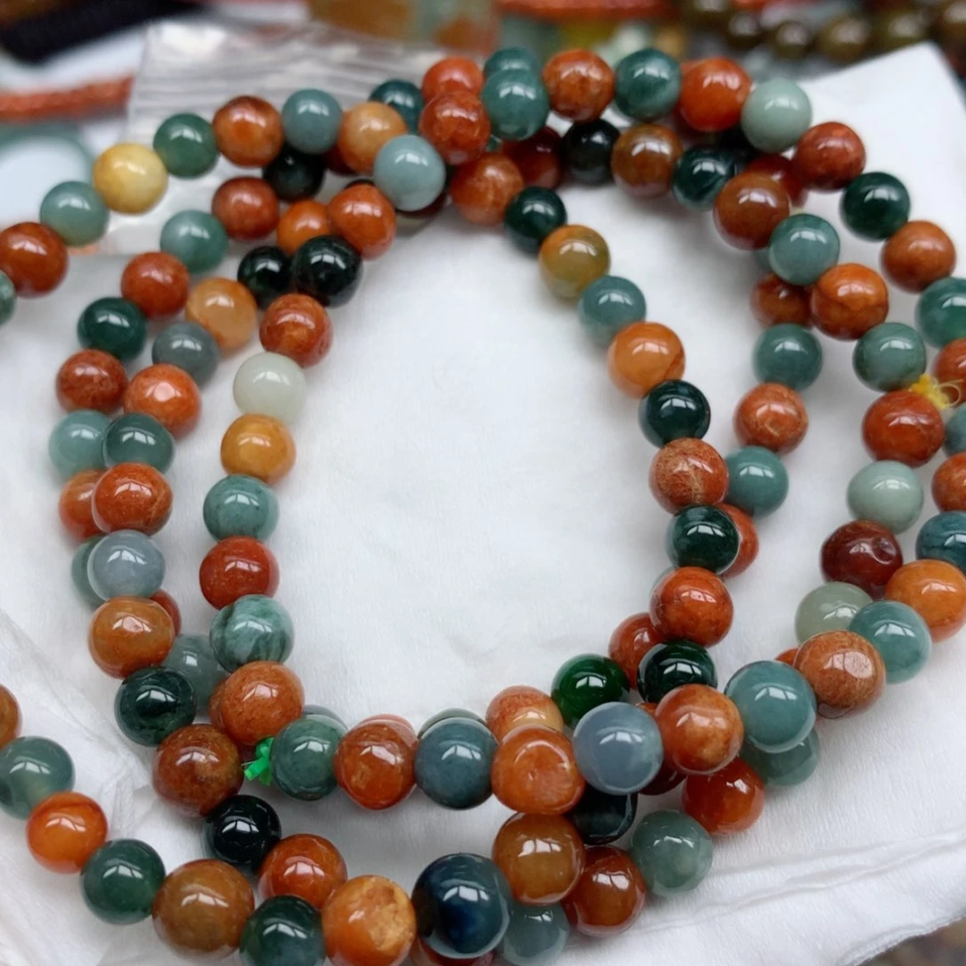 翡翠未镶嵌颈饰手串