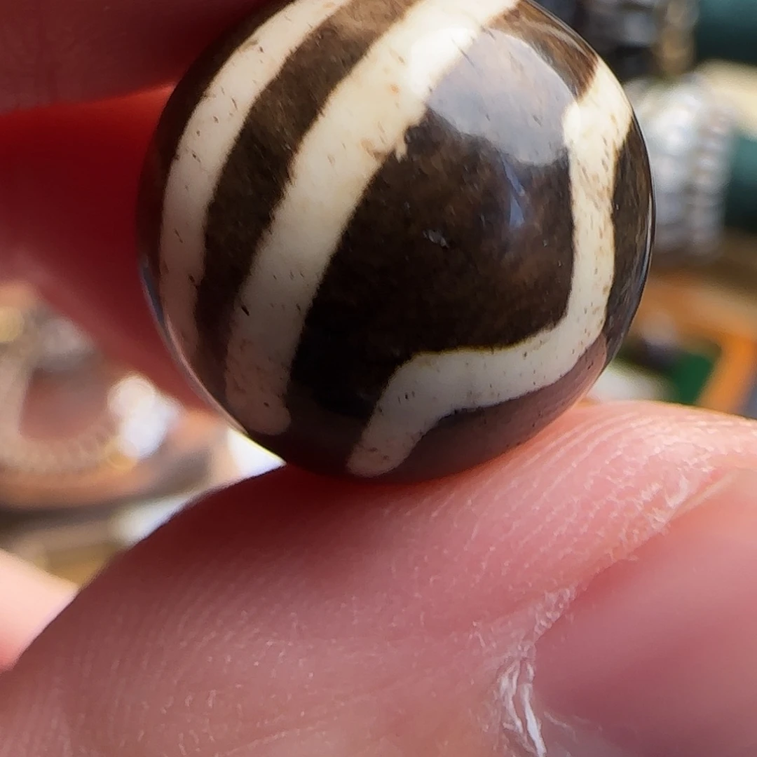 硅化木合金颈饰邦提克双线闪电有一点脱线 福利