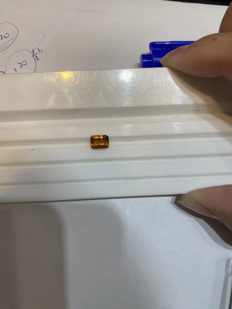 纯天然黄水晶裸石定制