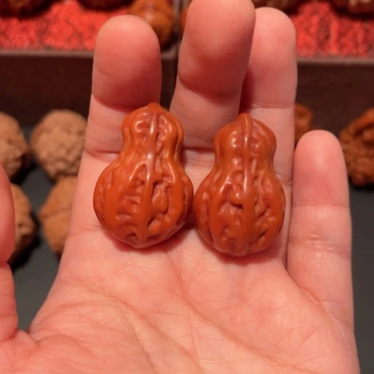 文玩核桃吊坠小花生葫芦