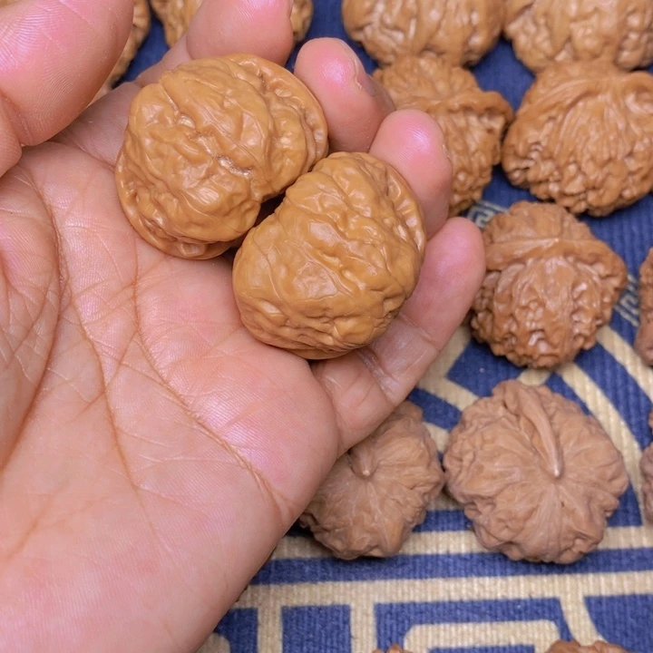 【闪购商品】文玩核桃吊坠刘*森蛙蛙39