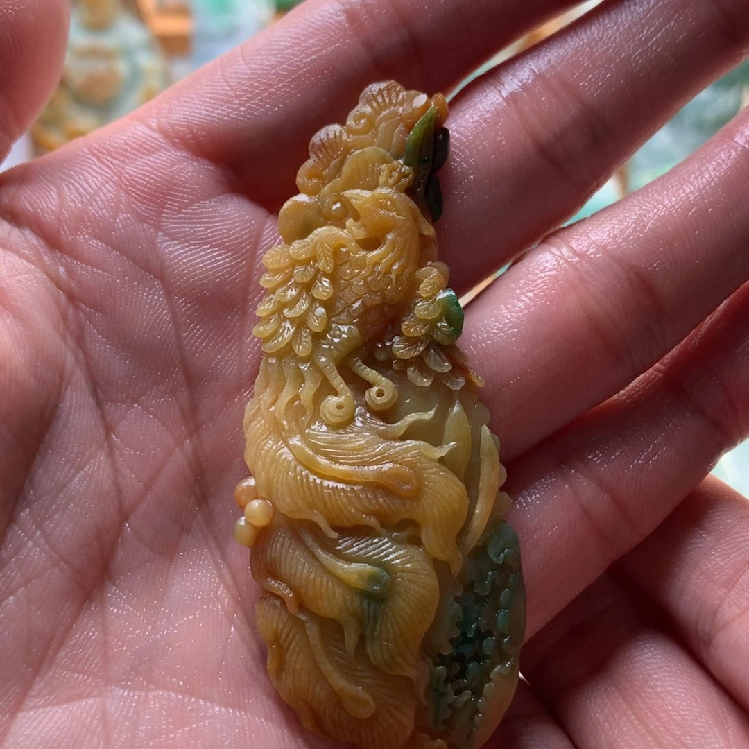 定制翡翠未镶嵌凤凰